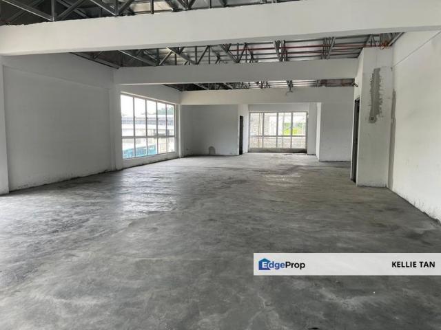 Warehouse for sale in Langat, Selangor
