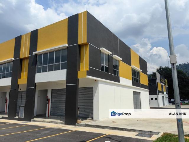 Warehouse for rent in Langat, Selangor