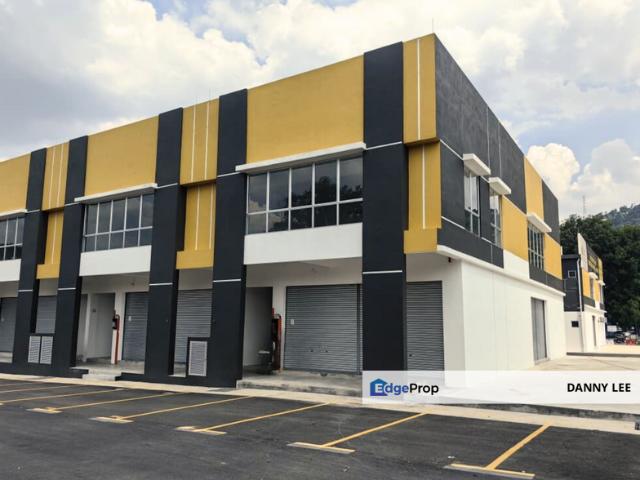 Warehouse for rent in Langat, Selangor