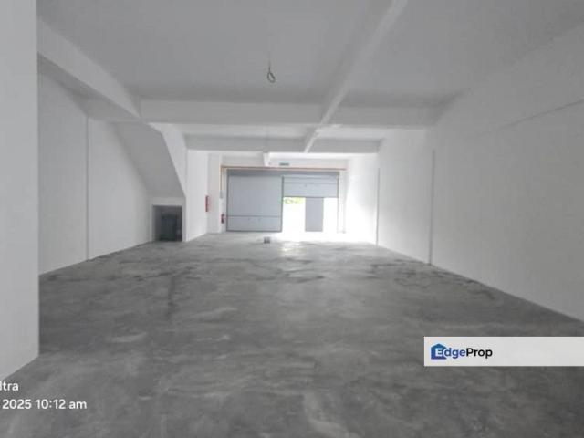 Warehouse for rent in Langat, Selangor