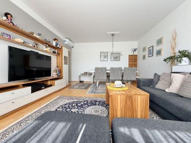 Wohnung kaufen in Industriegebiet-Hafen, Linz