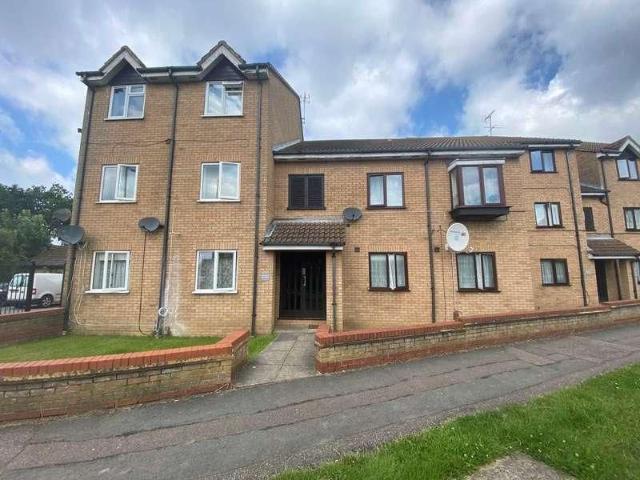 Apartment for rent in Borehamwood, Elstree and Borehamwood