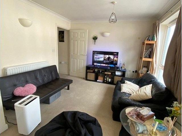 Apartment for rent in London Borough of Croydon, Waddon