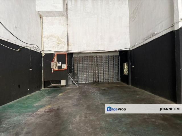Warehouse for rent in Petaling, Damansara Damai