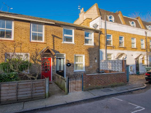 House for rent in Strawberry Hill, Greater London