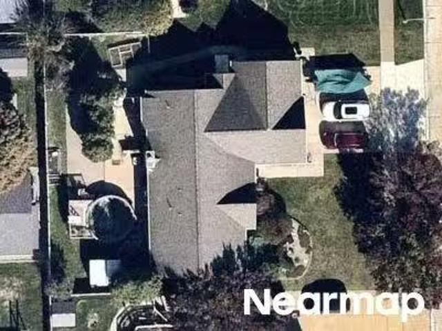 House for sale in Taylor