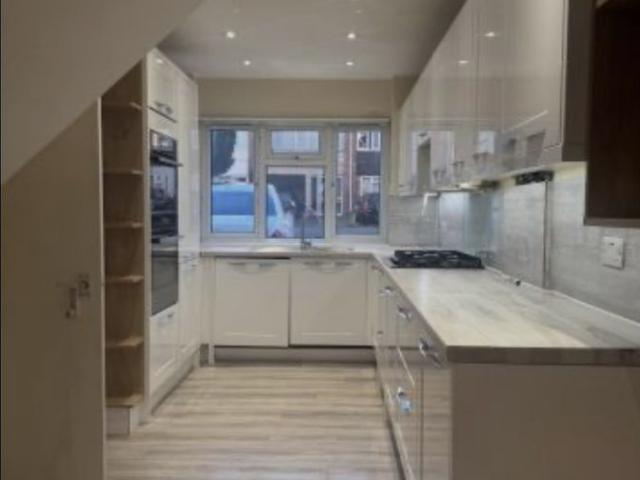 House for rent in Elm Park, Greater London