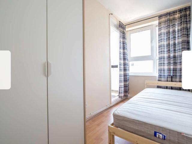 House for rent in Elm Park, Greater London