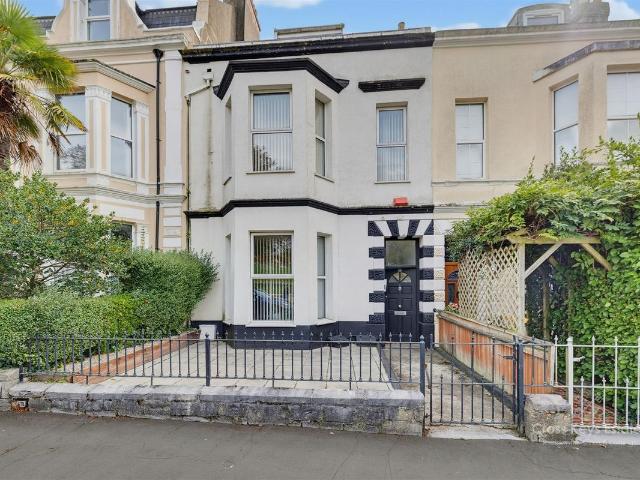 Apartment for rent in Lipson, Plymouth
