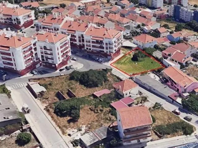 Terreno venda em Amadora, Lisboa