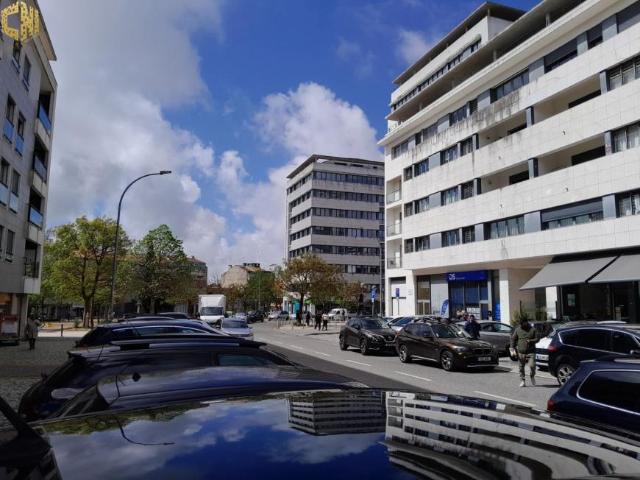 Escritório venda em Villa Park, Amadora