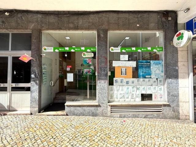 Escritório venda em Villa Park, Amadora