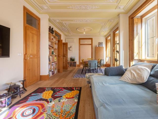 Apartamento alugar em Estrela, Lisboa