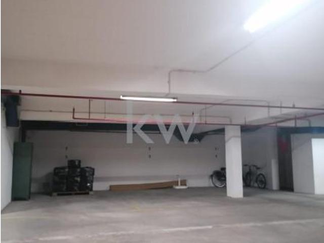 Garagem venda em Lisboa