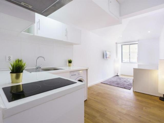 Apartamento alugar em Estrela, Lisboa