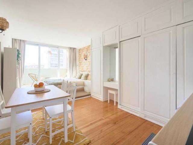 Apartamento alugar em Estrela, Lisboa