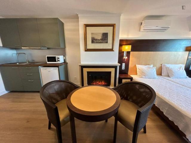 Apartamento alugar em Bairro 18 de Maio, Oeiras