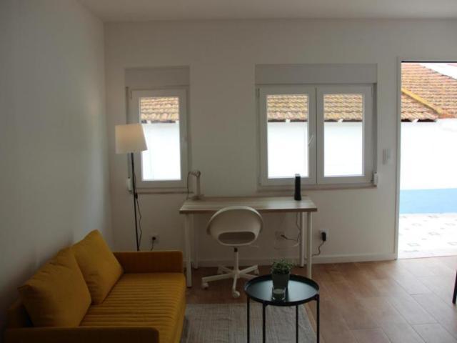Apartamento alugar em Núcleo Urbano Histórico de Carcavelos, Cascais