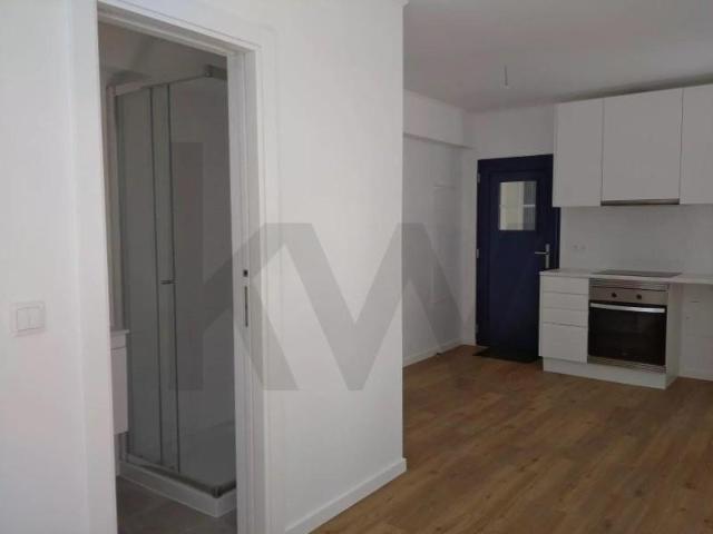 Apartamento venda em Estrela, Lisboa