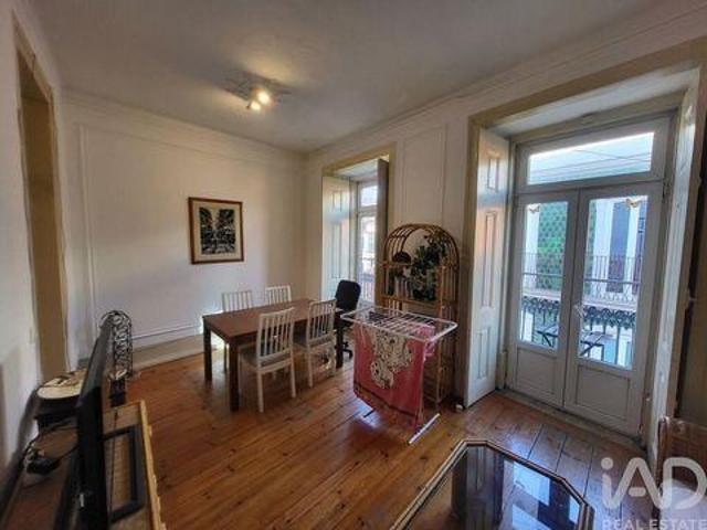 Apartamento alugar em São Sebastião da Pedreira, Lisboa