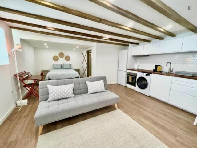 Apartamento alugar em Santiago, Lisboa