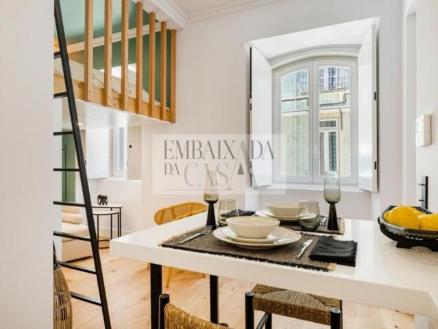 Apartamento alugar em Misericórdia, Lisboa