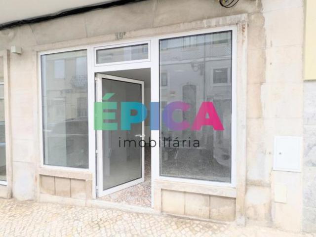 Escritório alugar em Campo de Ourique, Lisboa