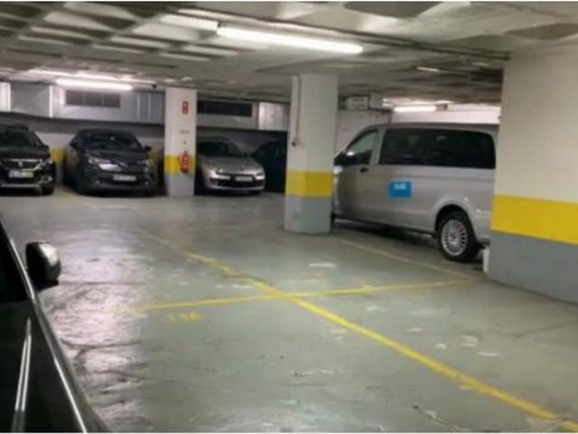 Garagem alugar em Lisboa