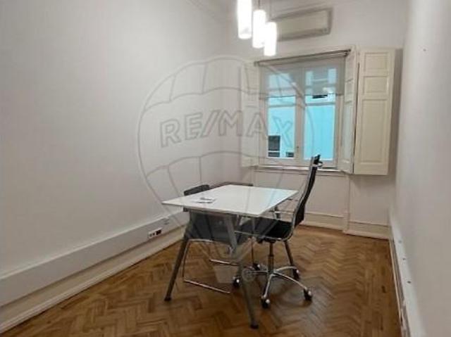Escritório alugar em Santo António, Lisboa