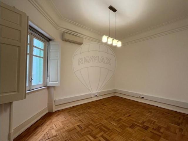 Escritório alugar em Santo António, Lisboa