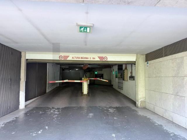 Garagem alugar em Lisboa