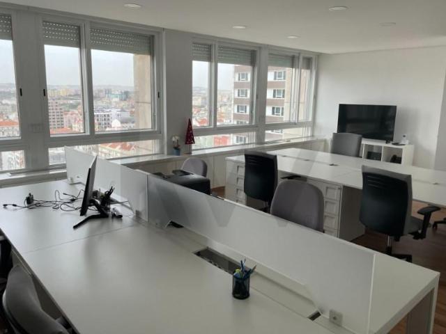 Escritório alugar em São Sebastião da Pedreira, Lisboa