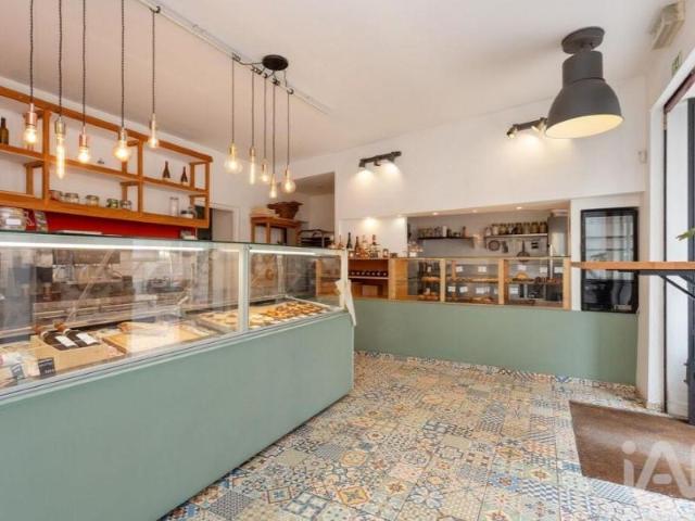 Loja alugar em Prazeres, Lisboa