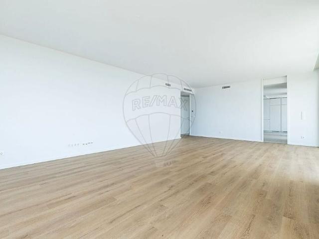 Apartamento alugar em Avenidas Novas, Lisboa