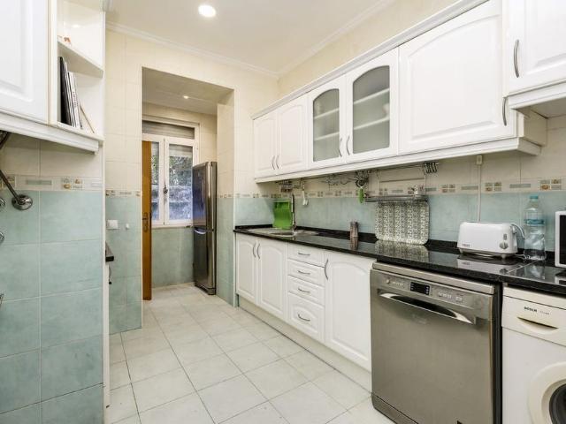 Apartamento alugar em Santo António, Lisboa