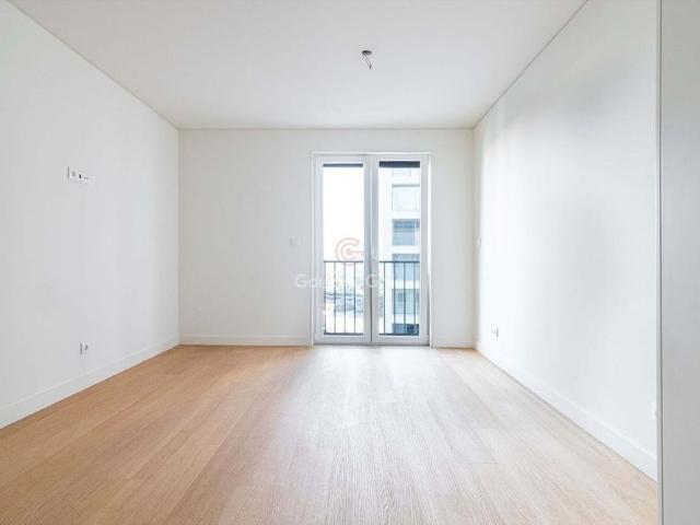 Apartamento alugar em Misericórdia, Lisboa
