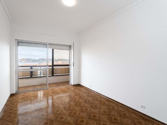 Apartamento alugar em Ajuda, Lisboa