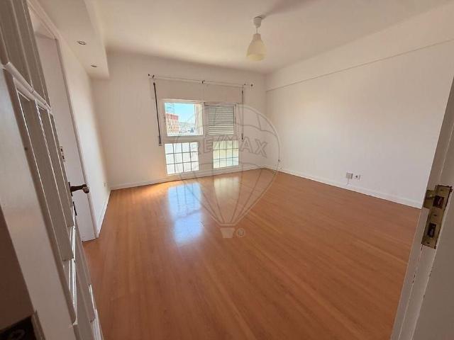 Apartamento alugar em Lisboa