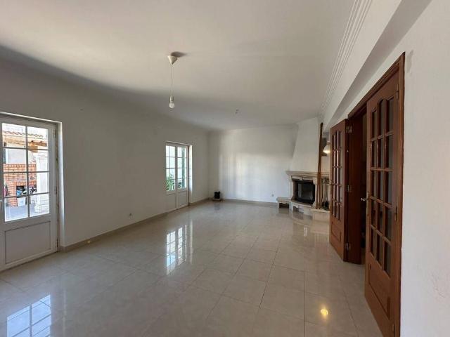 Casa alugar em Lapa da Serra, Mafra