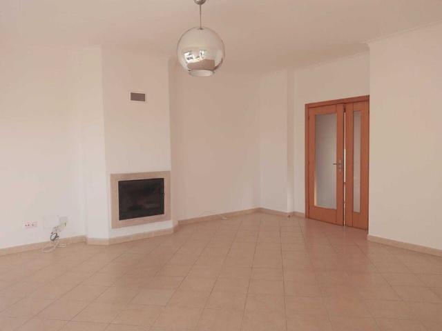 Apartamento alugar em Lapa da Serra, Mafra