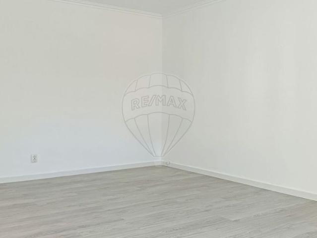 Apartamento alugar em Bairro Espírito Santo, Odivelas