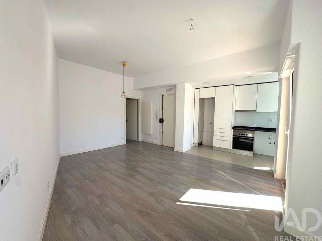 Apartamento alugar em Avenidas Novas, Lisboa