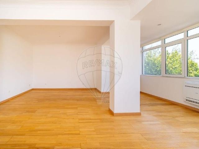 Apartamento alugar em Avenidas Novas, Lisboa