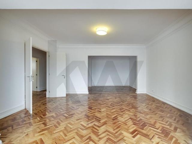Apartamento alugar em Avenidas Novas, Lisboa