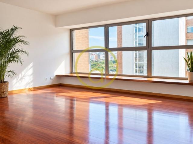 Apartamento alugar em Alta de Lisboa, Lisboa