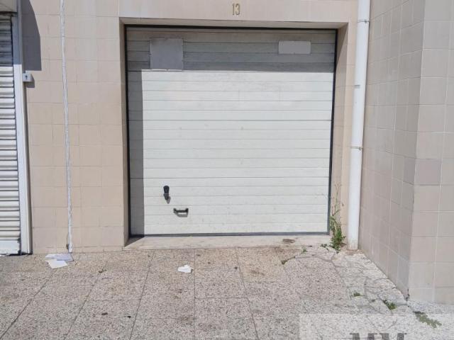 Garagem alugar em Nova Carnaxide, Oeiras
