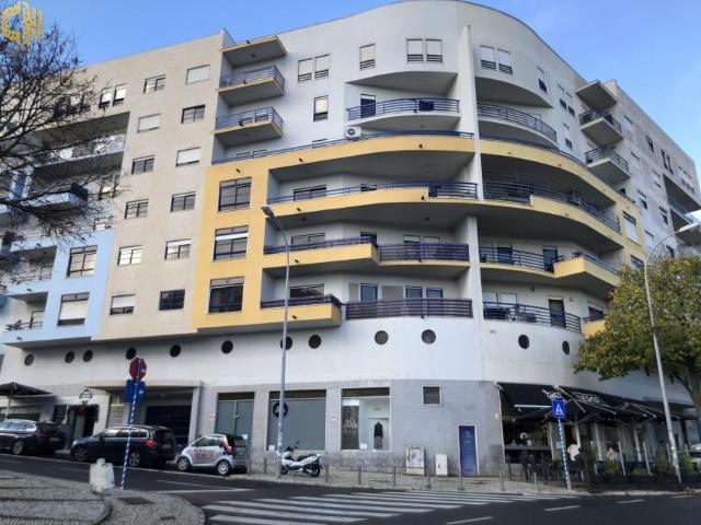 Escritório venda em Oeiras, Lisboa