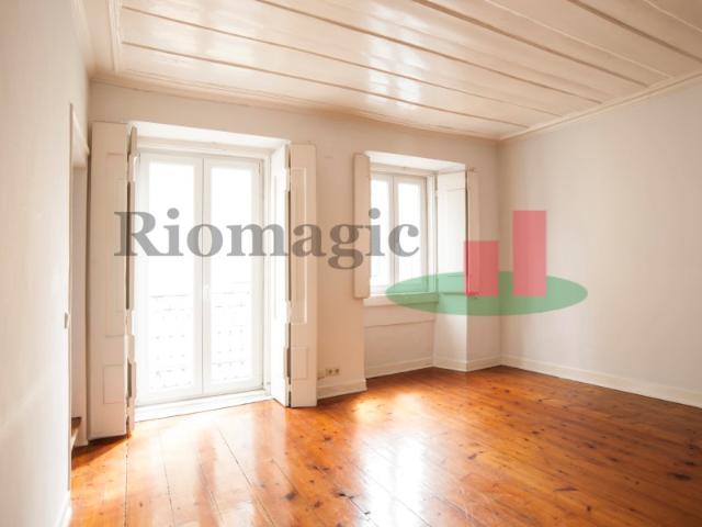 Apartamento alugar em Mercês, Lisboa