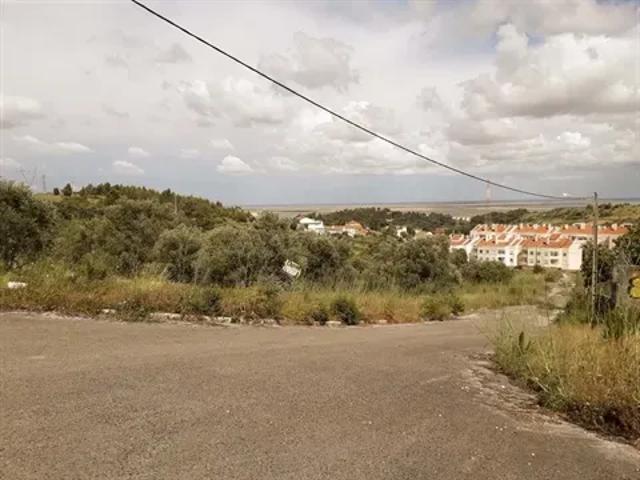 Terreno venda em Castanheira Do Ribatejo, Lisboa