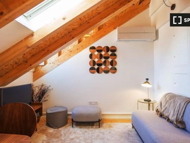 Apartamento alugar em Santa Maria Maior, Lisboa